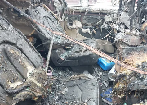 2018 Chrysler Pacifica Limited z USA, uszkodzony, nr VIN 2C4RC1GG1JR245923